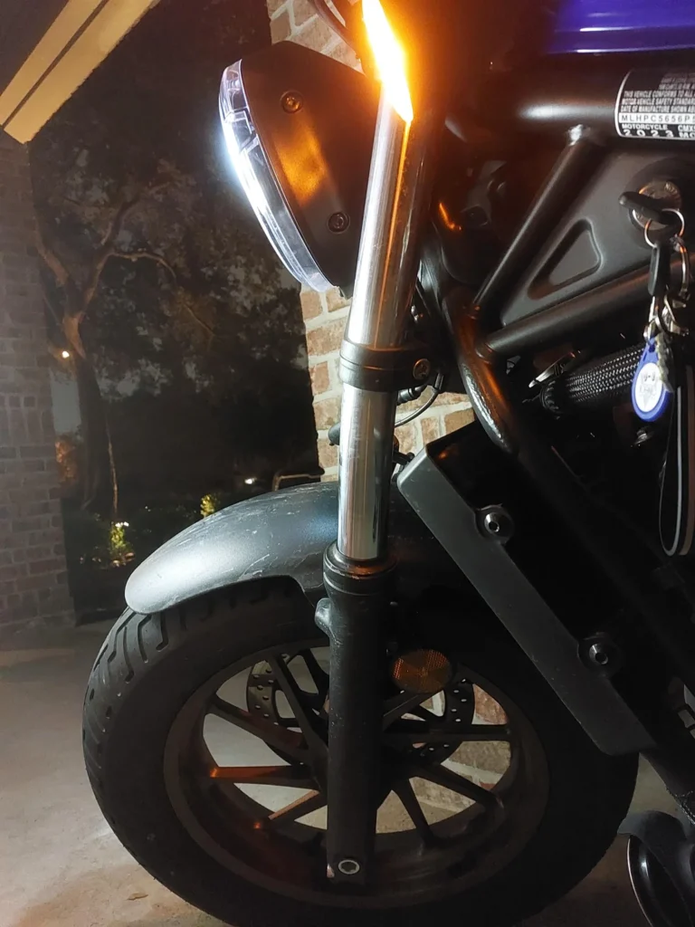 πισκευή σε στραβά καλάμια και στραβό πιρούνι μοτοσυκλέτας με χρήση καλίμπρας ακριβείας.